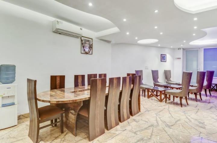 Billions Igi Airport Hotel