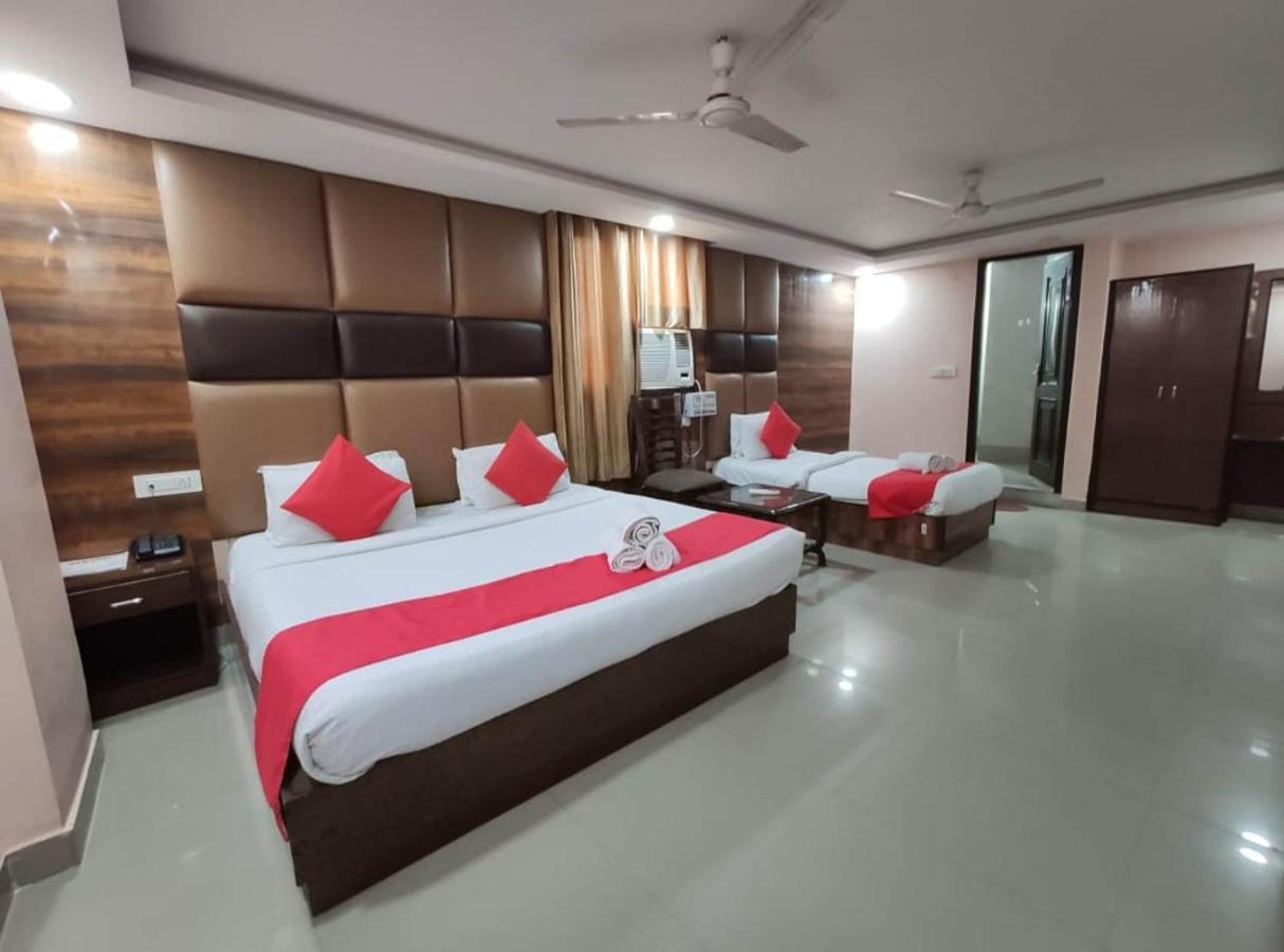 Lite Near Igi Airport Hotel 4*