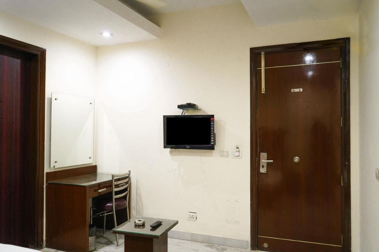 Hotel East Inn - Patel Nagar 3*