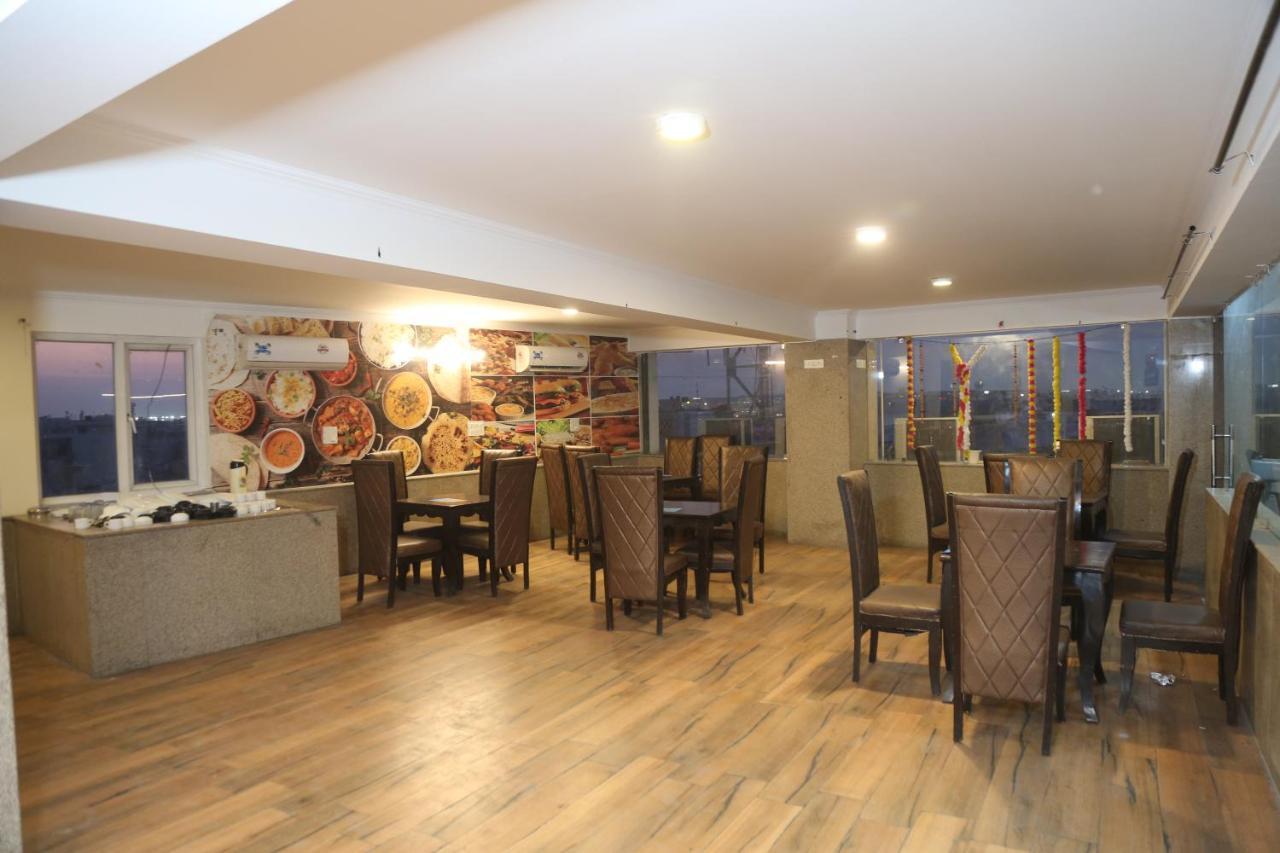 Hotel Aman Luxury New Delhi