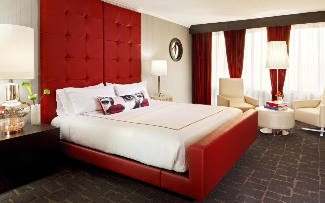Shri Ram Hotel 4*