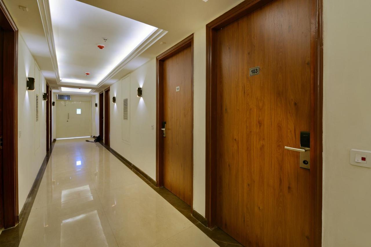 Hotel Leo Saffron - Pitampura 3*