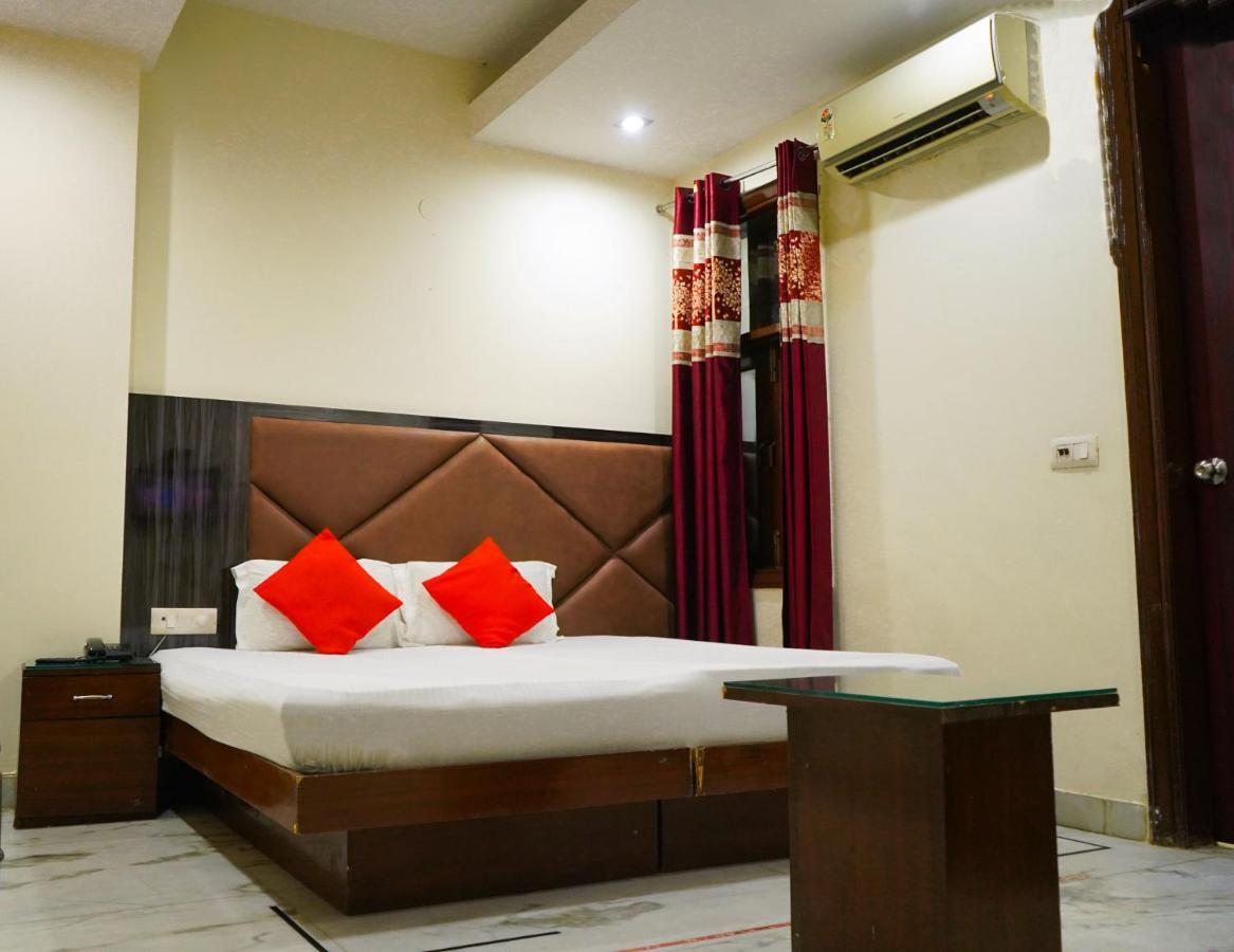 Hotel East Inn - Patel Nagar 3* New Delhi