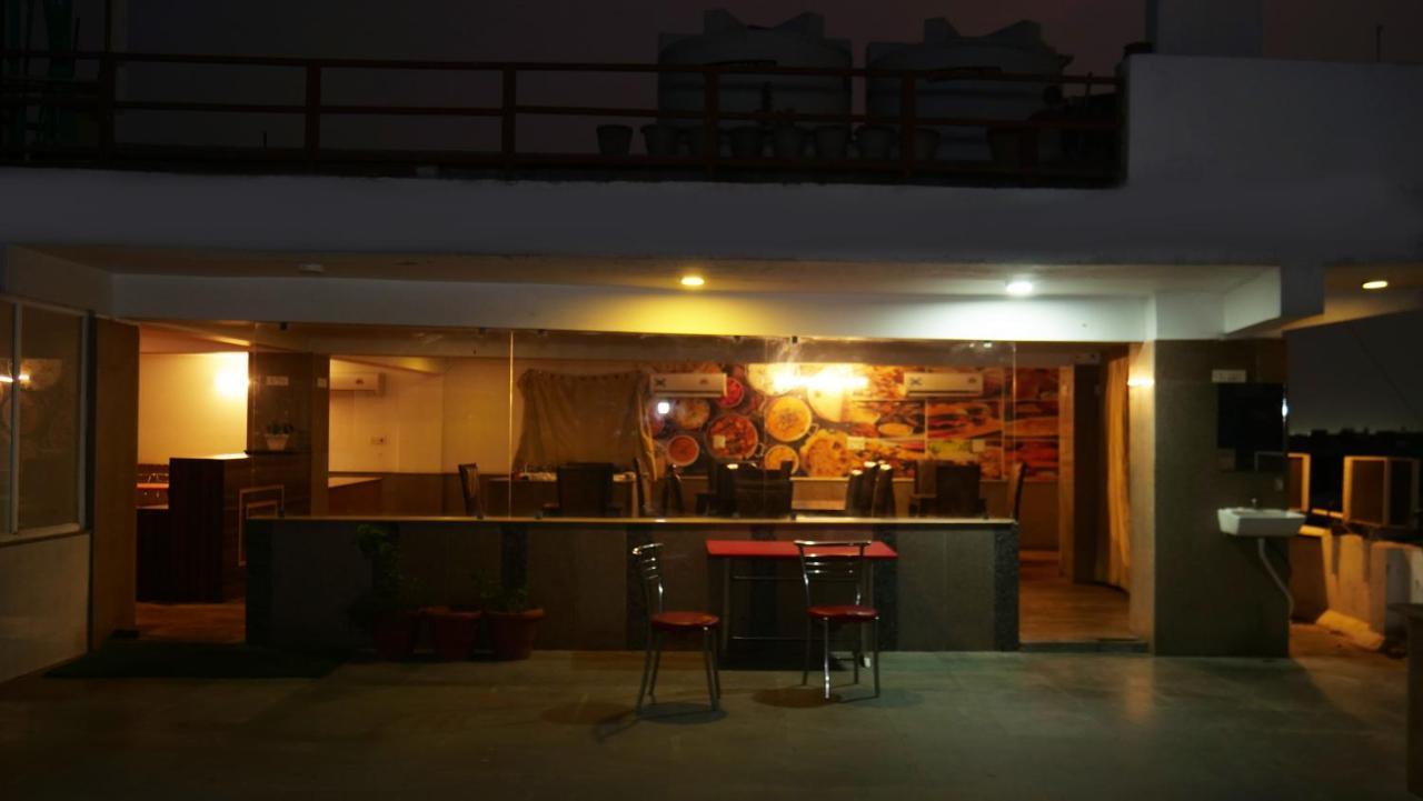 Aman Luxury 3* New Delhi
