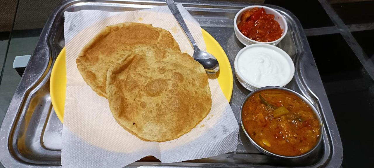 Hotel Suraj legacy Delhi Airport Hotel