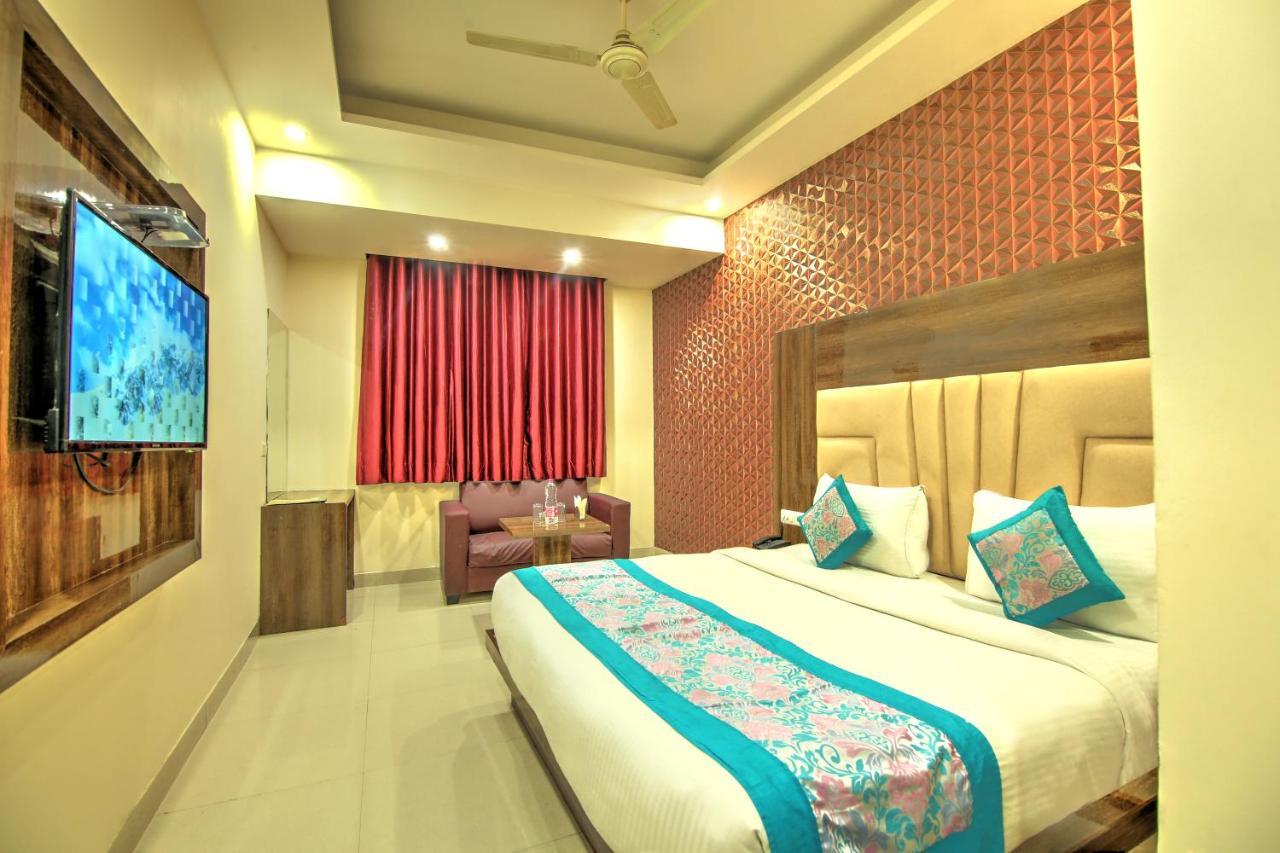 Smart Plaza Delhi Airport Hotel