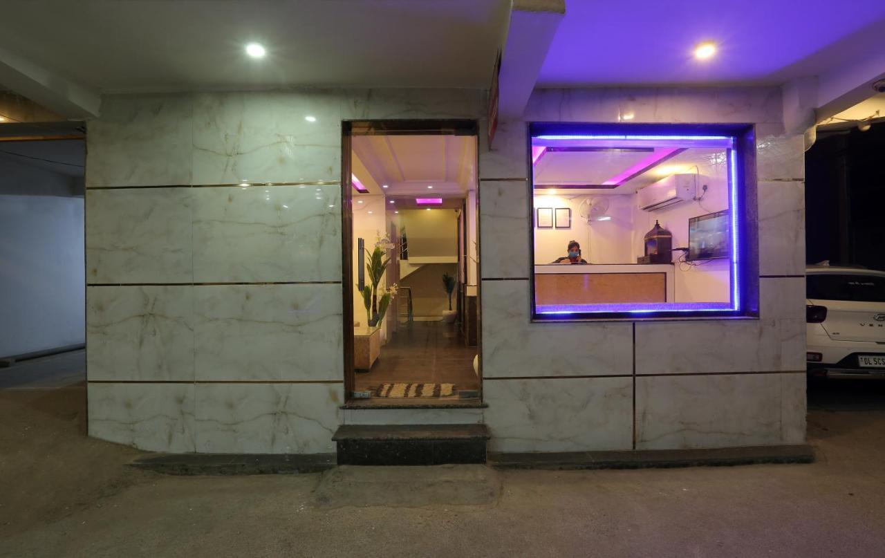 Hotel Hoxton Pride At Delhi Airport 3*