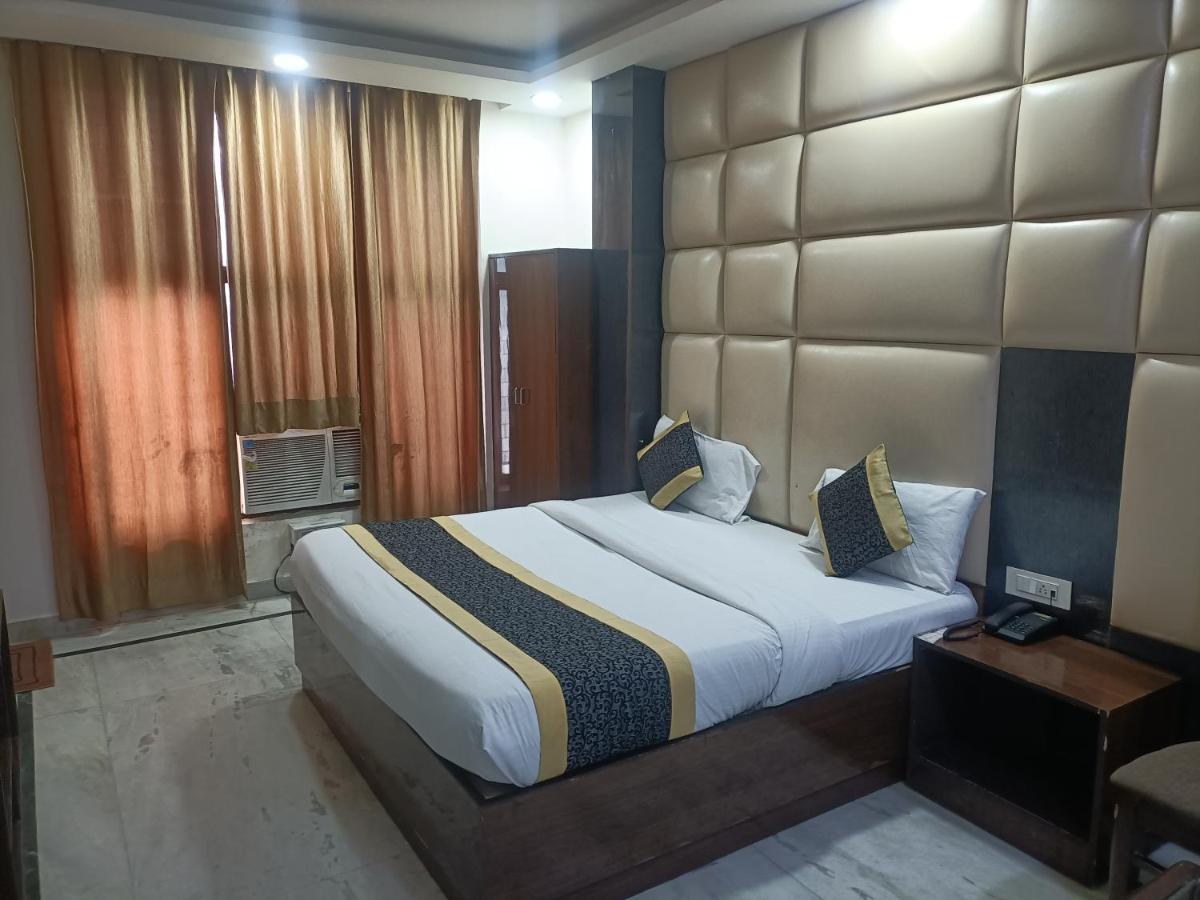 Le Mount Near Igi Airport New Delhi