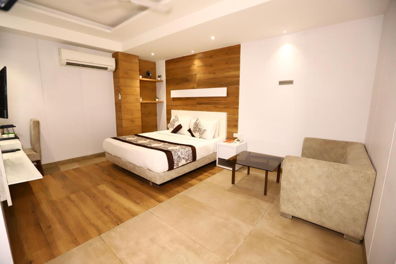 Hotel Stanley By Foxi Group- Near Delhi International Airport