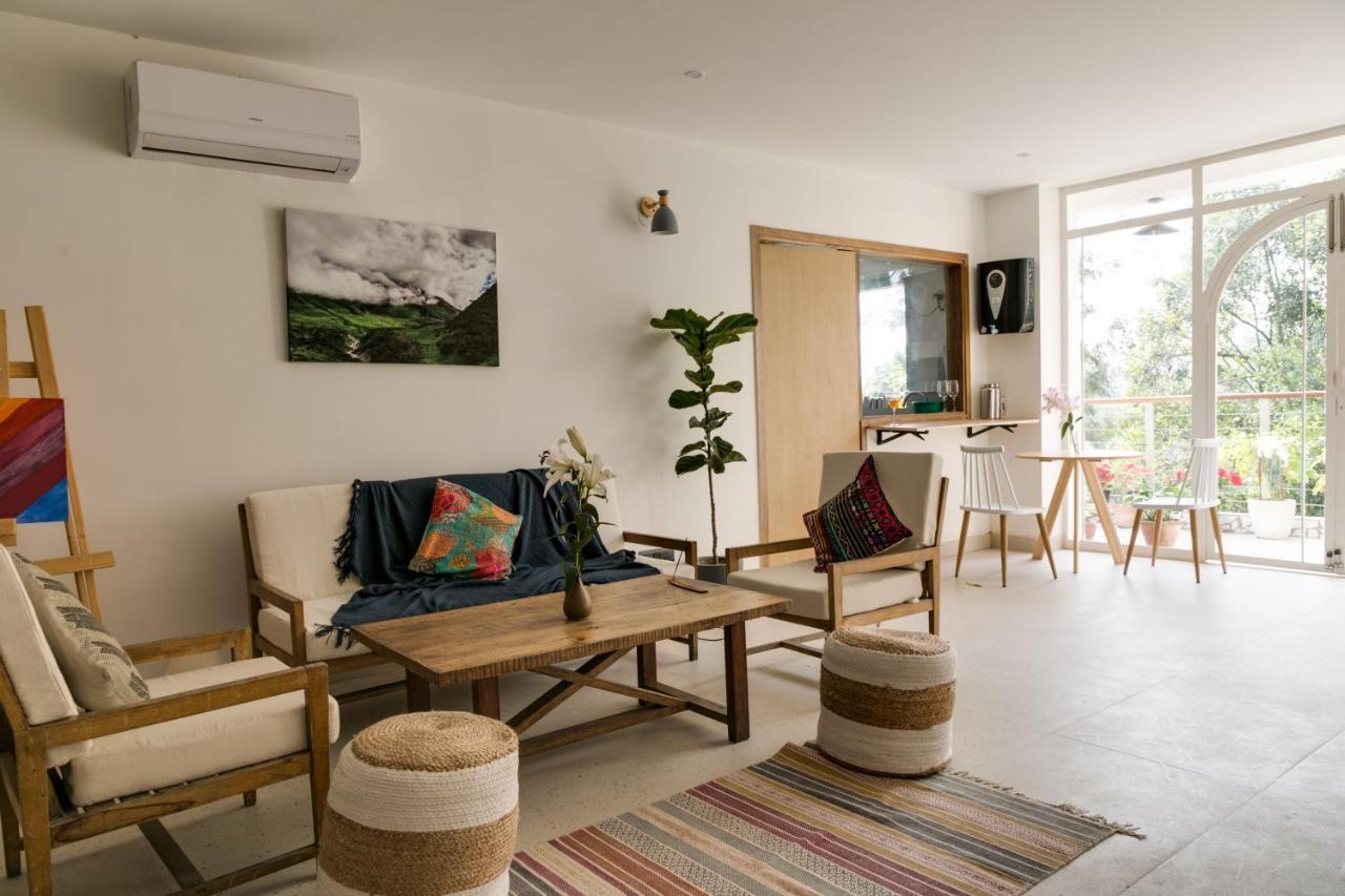 Vaara Bed & Breakfast *