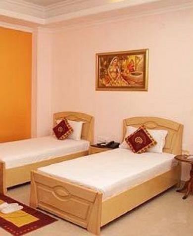 Hotel Airport Le Seasons 4*