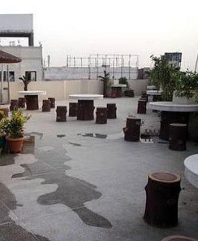 Airport Le Seasons Hotel 4*