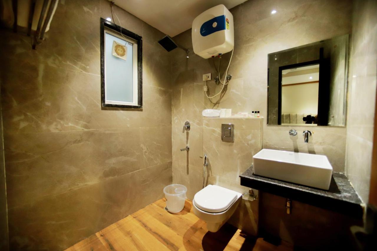 Hotel Stanley By Foxi Group- Near Delhi International Airport 4*