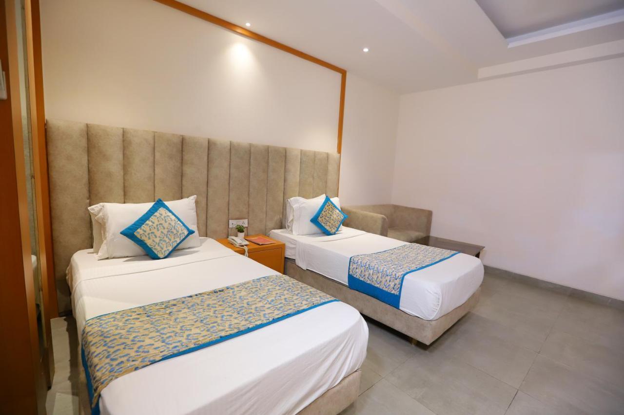 Stanley By Foxi Group- Near Delhi International Airport Hotel 4*
