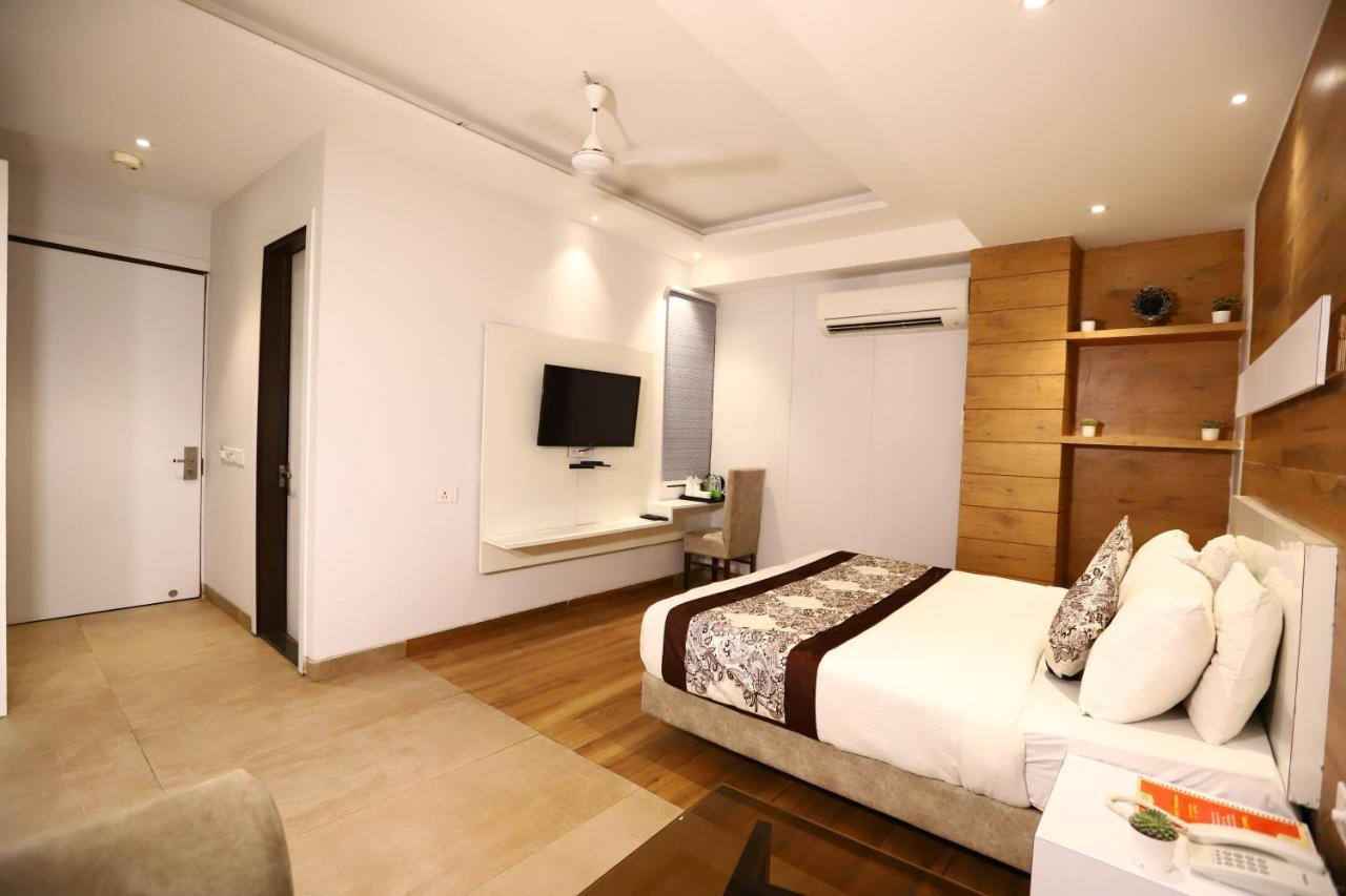 Hotel Stanley By Foxi Group- Near Delhi International Airport 4*