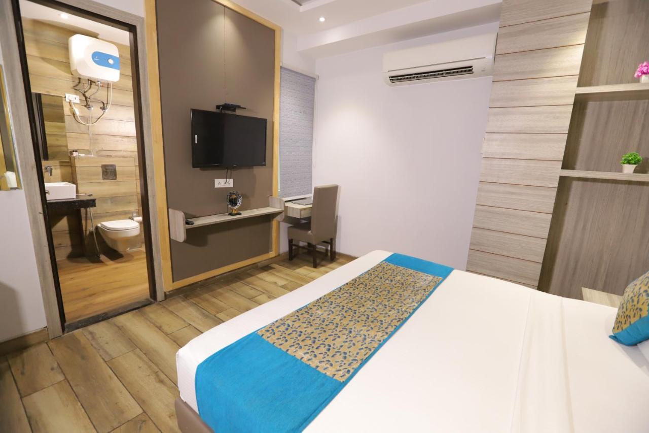 Hotel Stanley By Foxi Group- Near Delhi International Airport