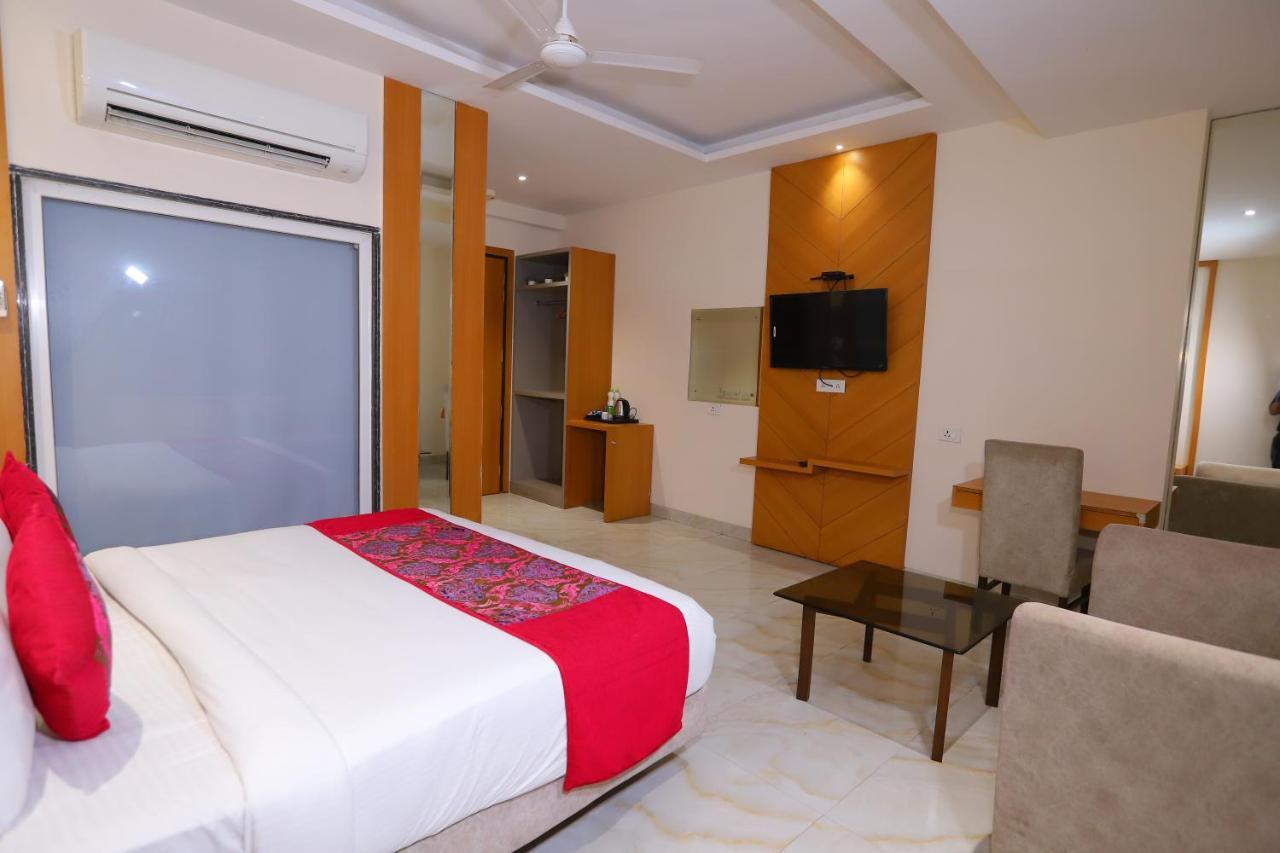 Stanley By Foxi Group- Near Delhi International Airport Hotel New Delhi