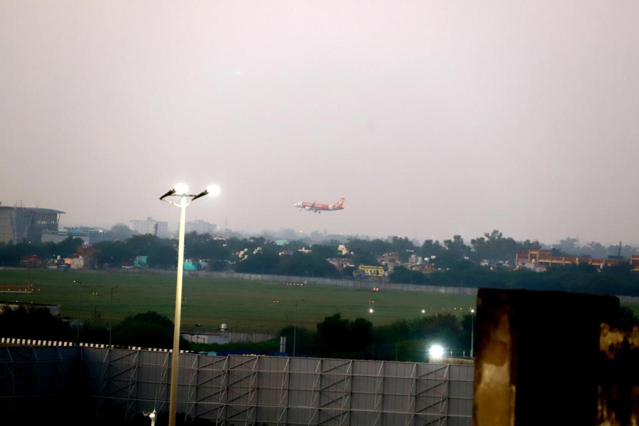 Stanley By Foxi Group- Near Delhi International Airport Hotel