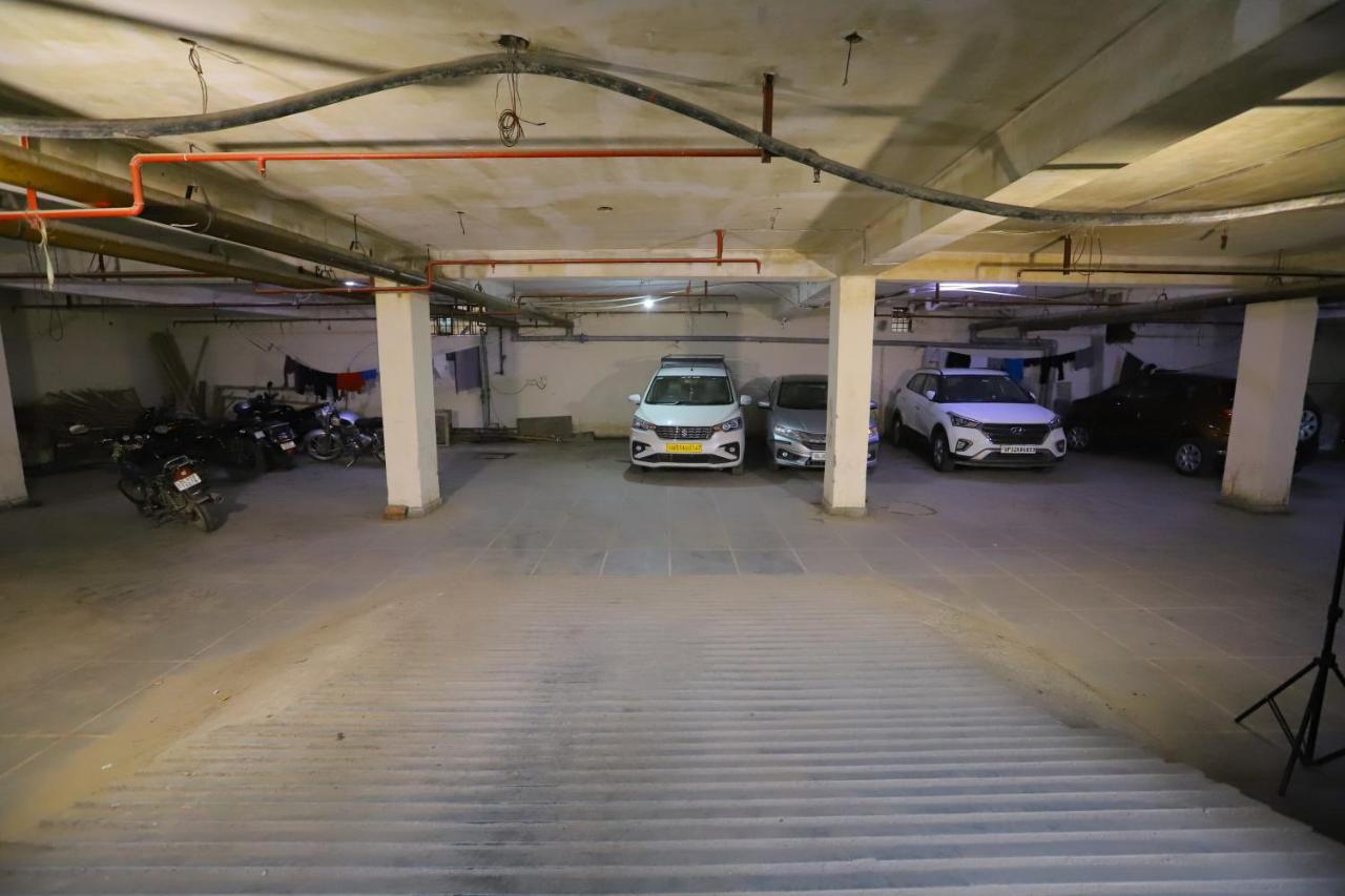 Stanley By Foxi Group- Near Delhi International Airport 4*
