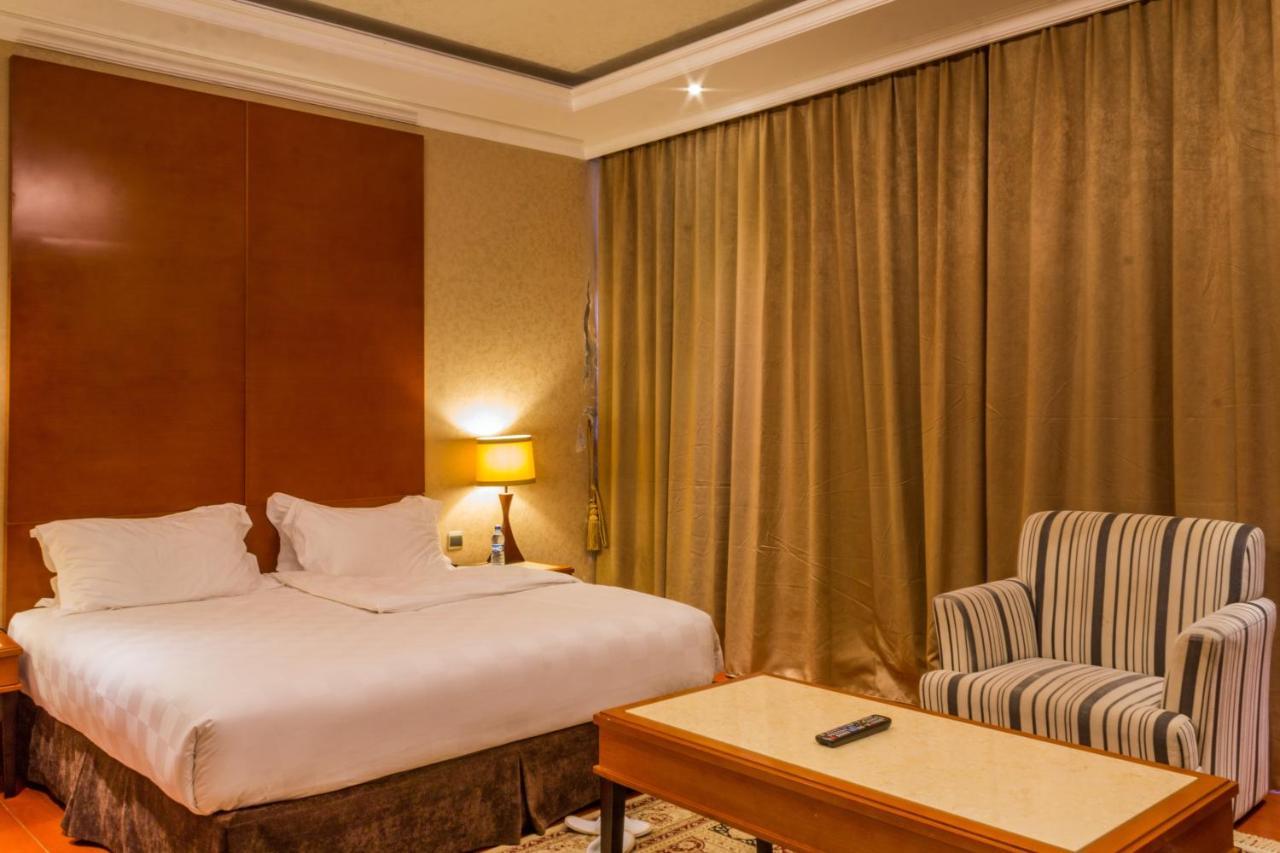 Hotel Suraj legacy Delhi Airport 3*