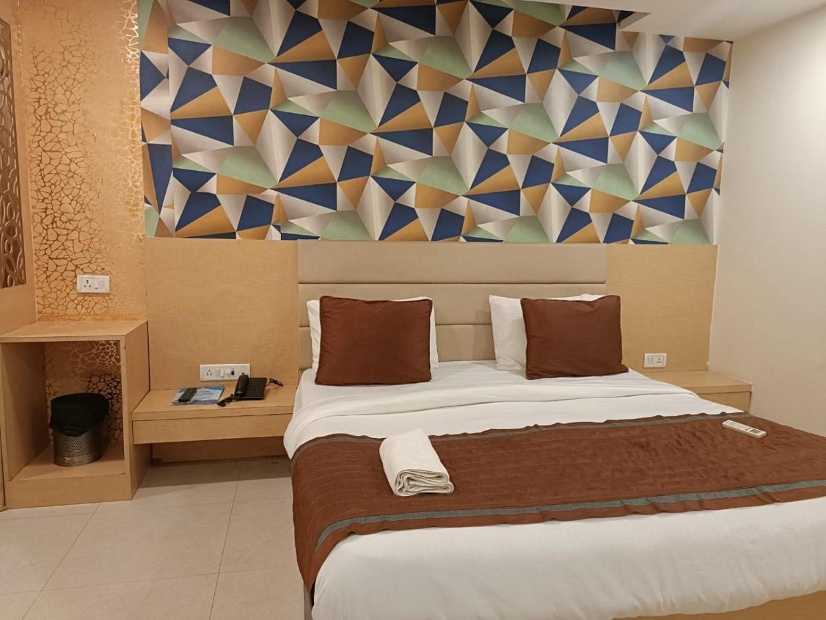 Ronit Royal Delhi Airport By D'capitol 4*