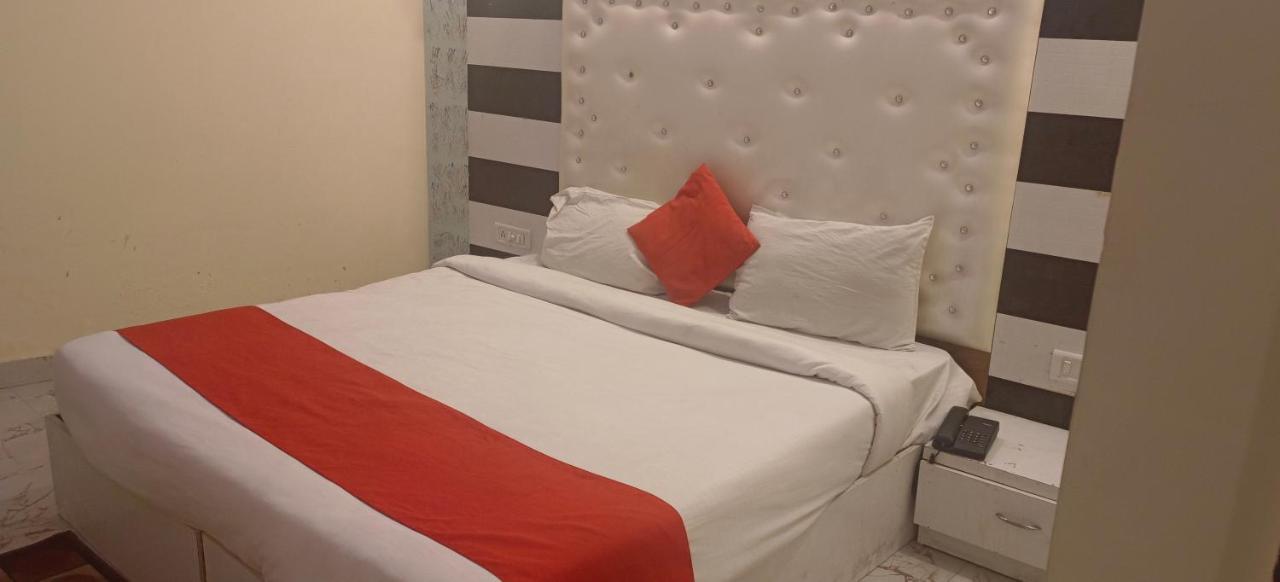 Hotel Airport Prince Palace By Byobhotels 3*