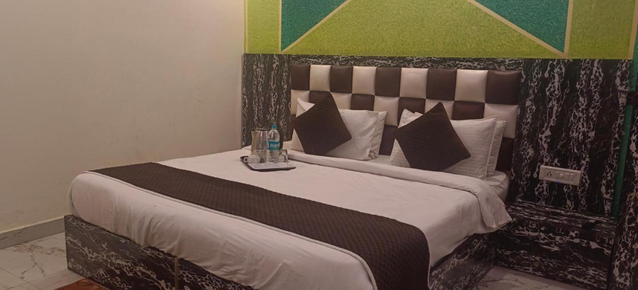 Airport Prince Palace By Byobhotels 3*