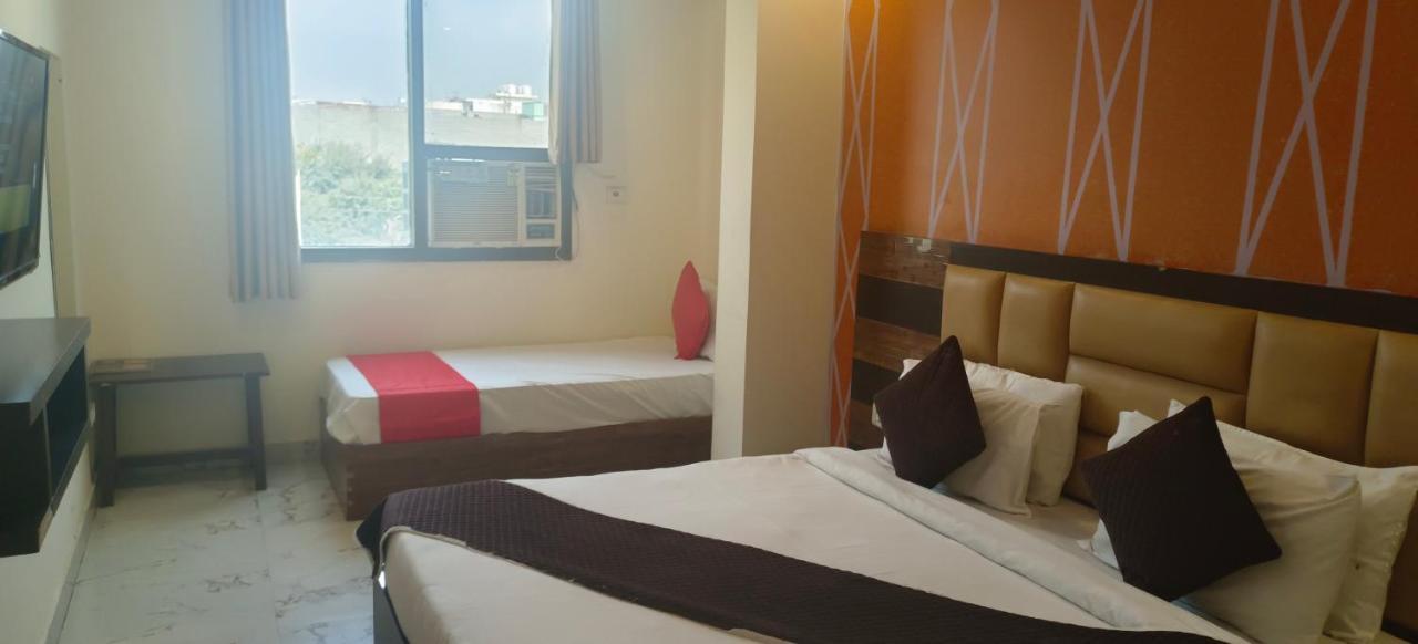 Airport Prince Palace By Byobhotels 3*