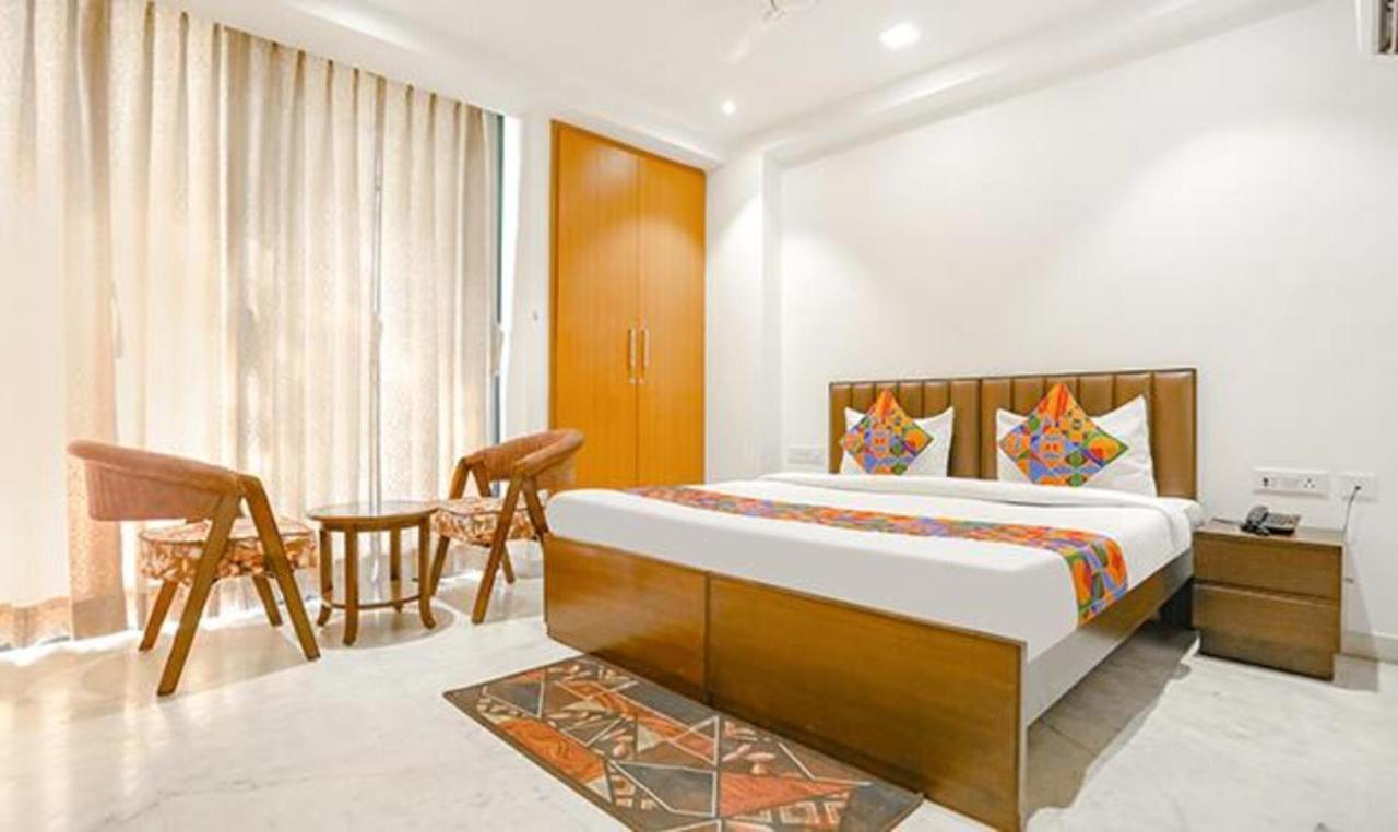 Fabexpress Aerosky Deluxe - Nr Yashobhoomi Convention Centre 3* Delhi (National Capital Territory of India)