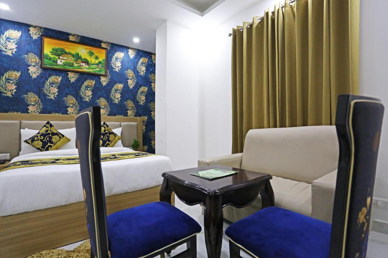 Decent - Delhi Airport Hotel