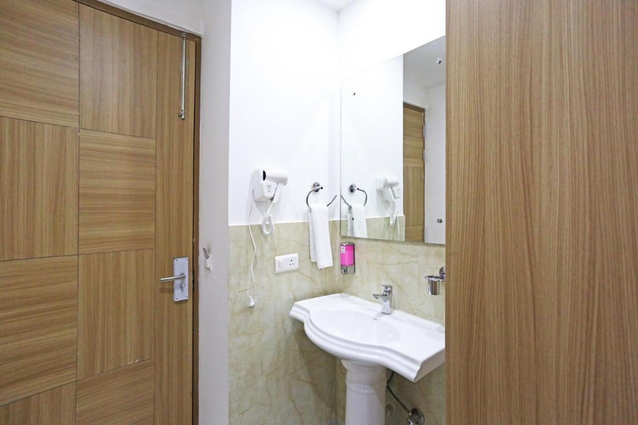 Hotel Decent - Delhi Airport New Delhi