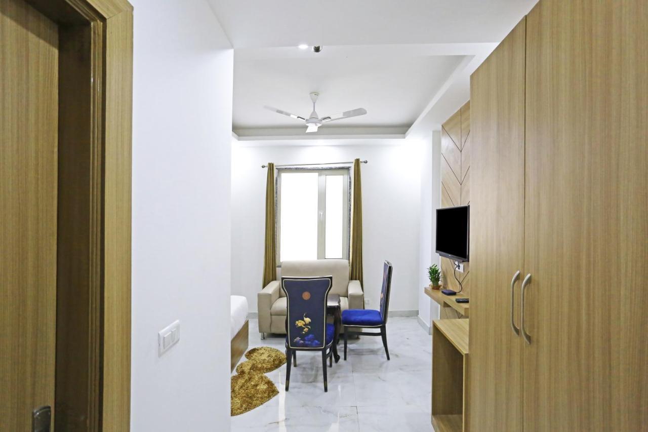 Decent - Delhi Airport Hotel New Delhi