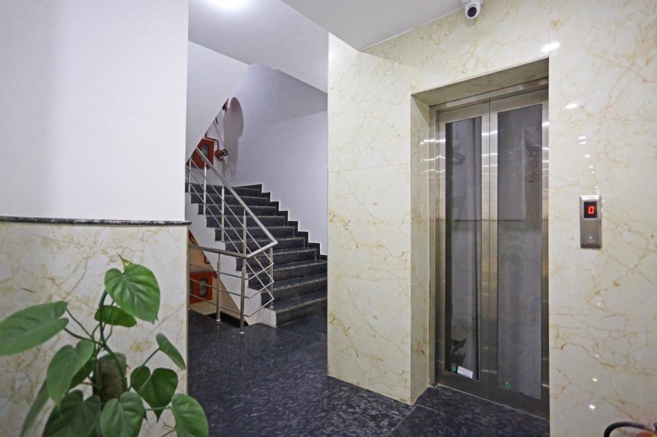 Decent - Delhi Airport Hotel