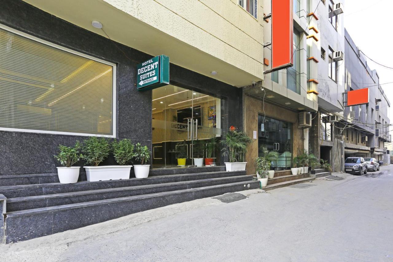 Hotel Decent - Delhi Airport