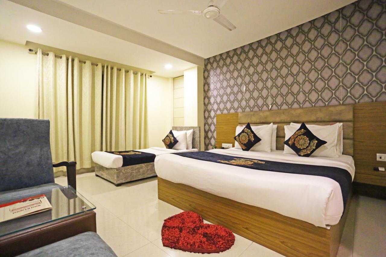 Ronit Royal Delhi Airport By D'capitol 4*