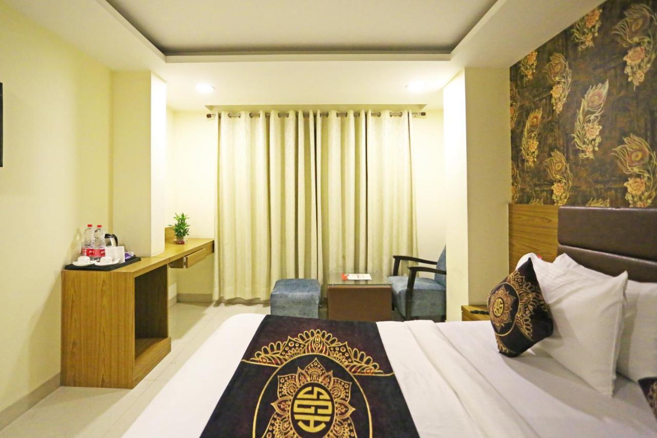 Hotel Grand By D'capitol Near Delhi Airport