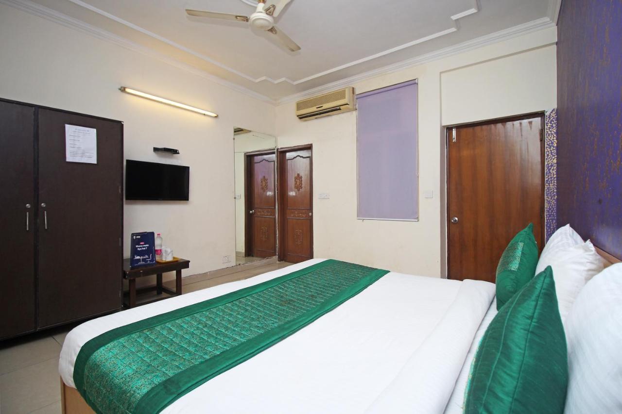 Oyo Galaxy Hotel Nova Deli