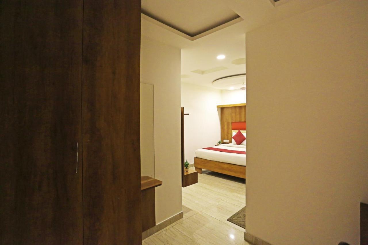 Hotel Sm Suits Near Delhi Airport-unit By Grand Urban Luxury