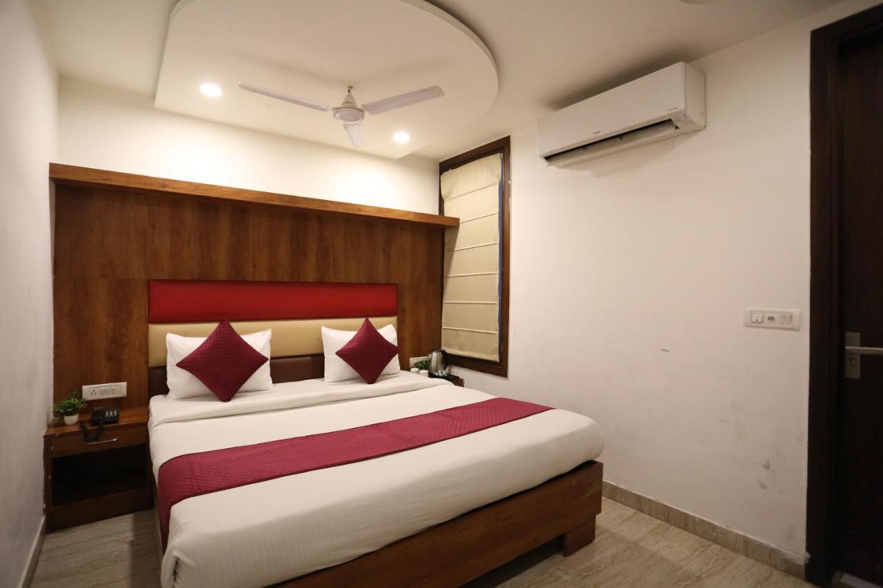 Hotel Sm Suits Near Delhi Airport-unit By Grand Urban Luxury Nova Deli