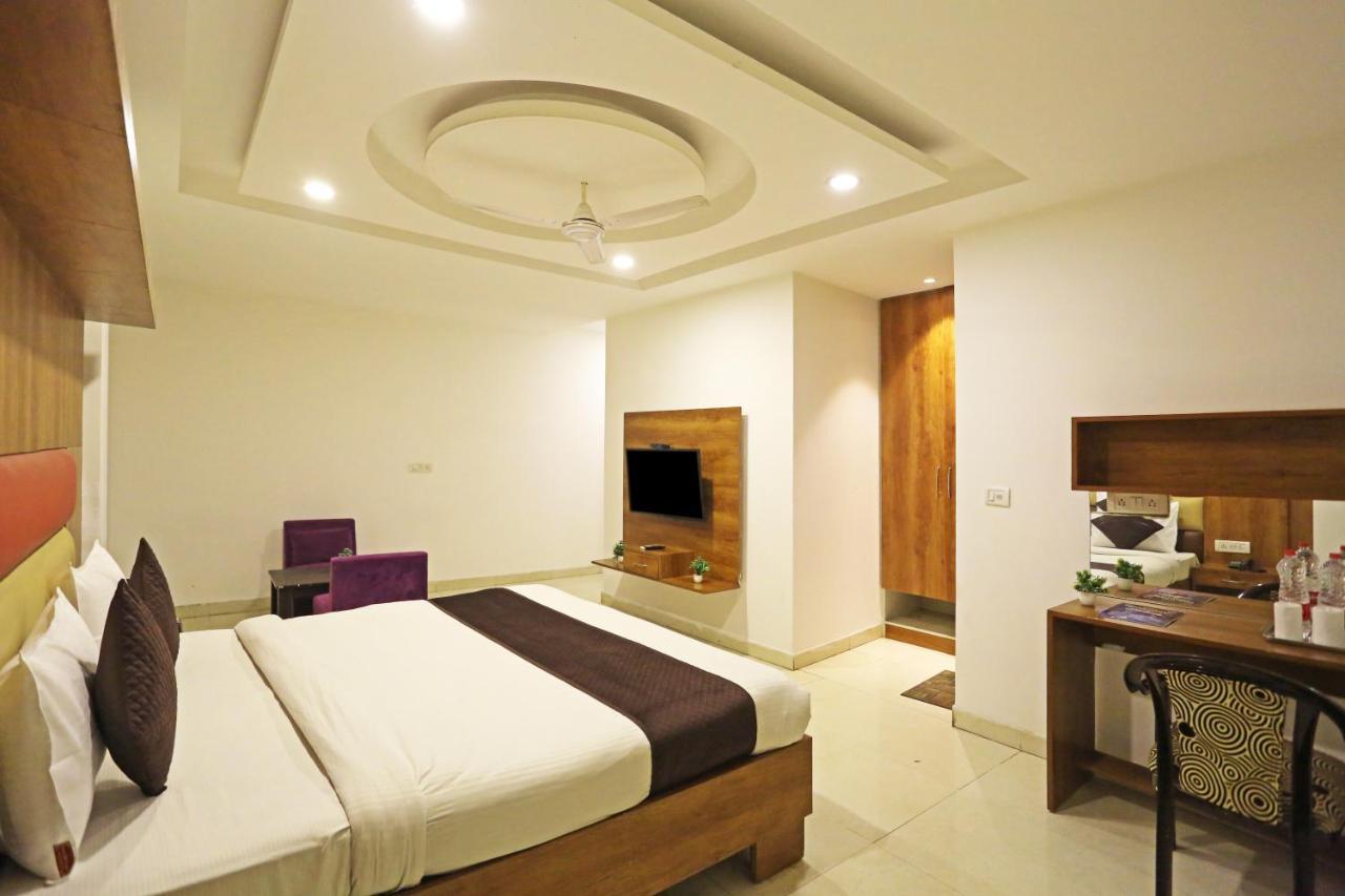Hotel Sm Suits Near Delhi Airport-unit By Grand Urban Luxury Nova Deli