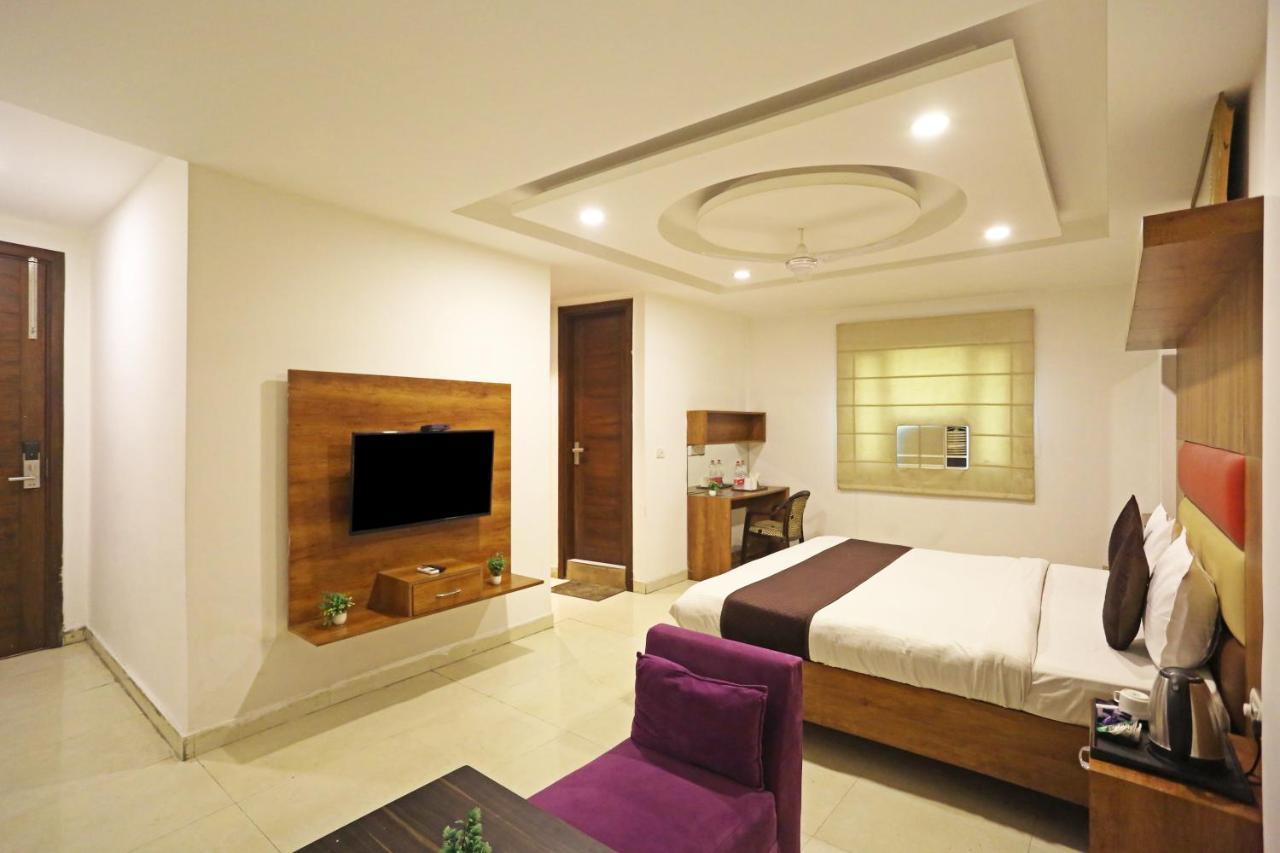 Hotel Sm Suits Near Delhi Airport-unit By Grand Urban Luxury