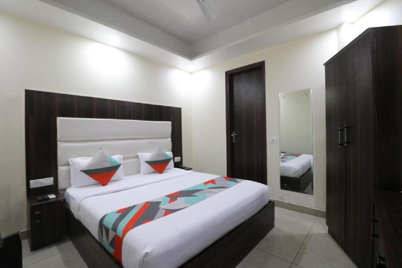 Bed & Breakfast Park Suites At Delhi Airport 3*