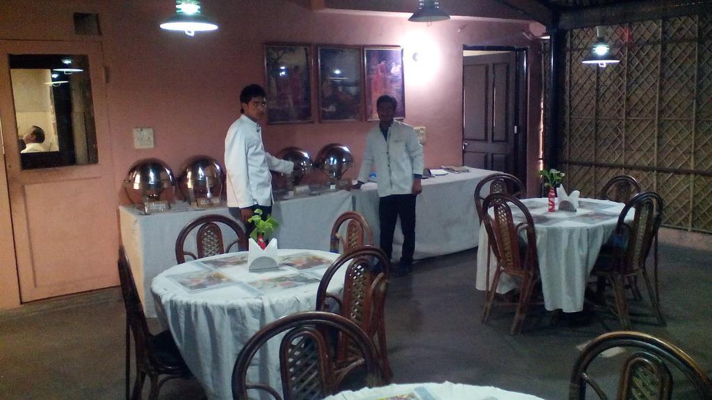 Veer Palace 2* Nova Deli