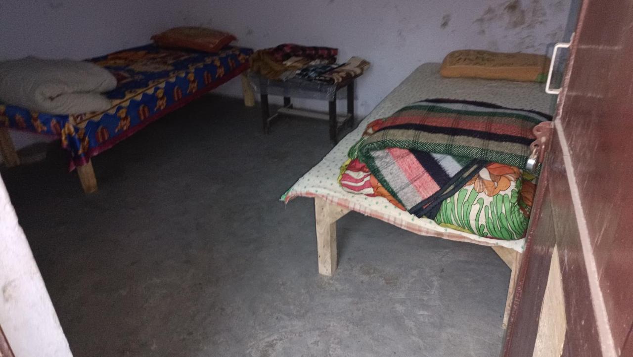 Guest house Thakur Niwas *
