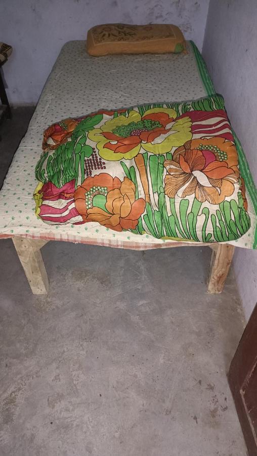 Guest house Thakur Niwas *