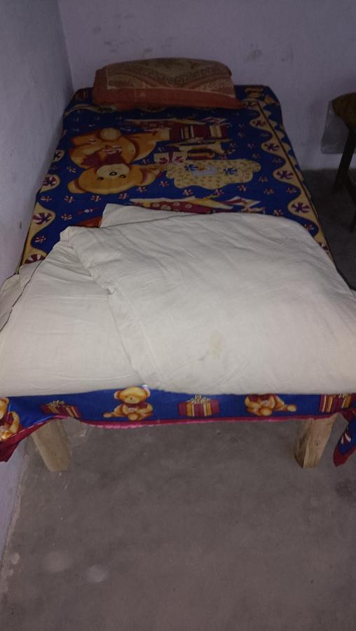 Guest house Thakur Niwas *