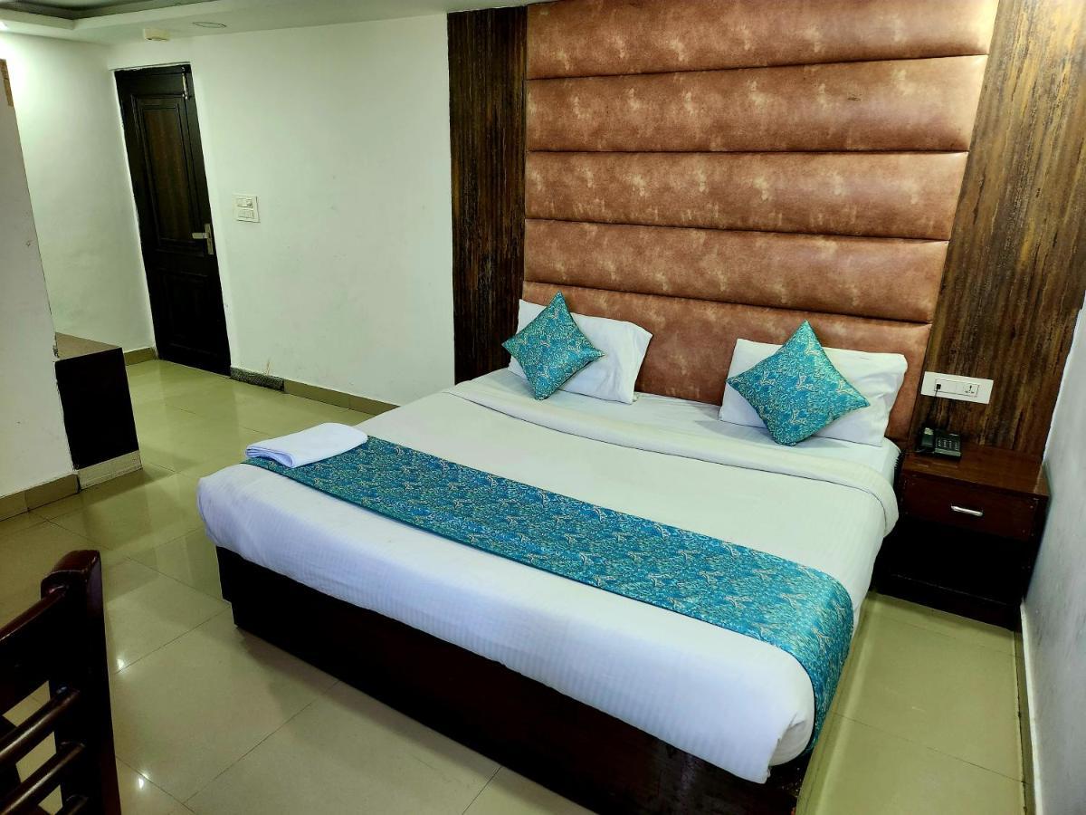 Hotel Krone Near Igi Airport Delhi Nova Deli