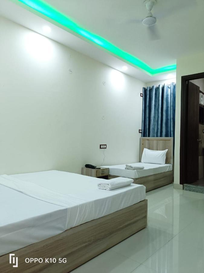 Qualia Suites At Delhi Airport * New Delhi