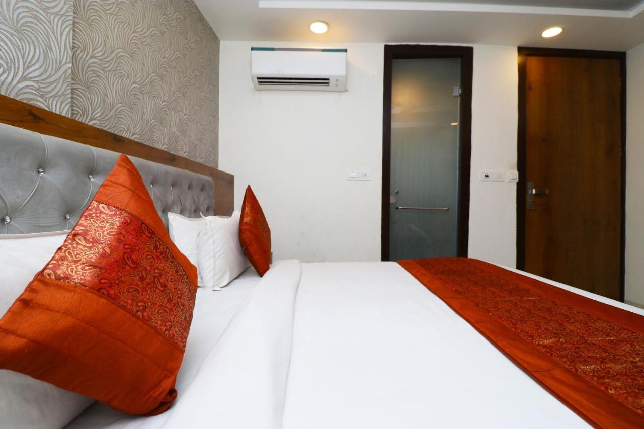Belwood - A Well Hygiene Hotel New Delhi