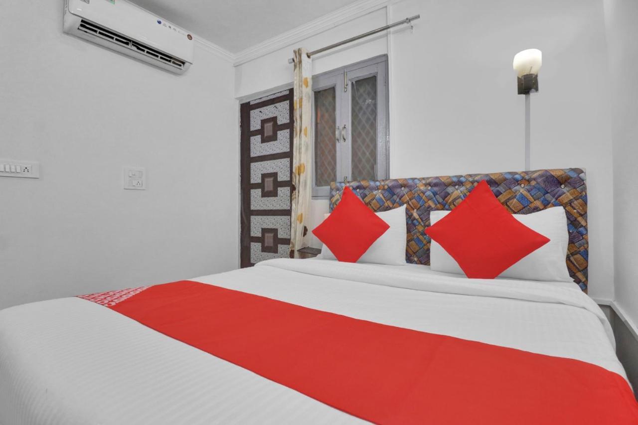 Hotel Flagship Comodo Near The Chanakya